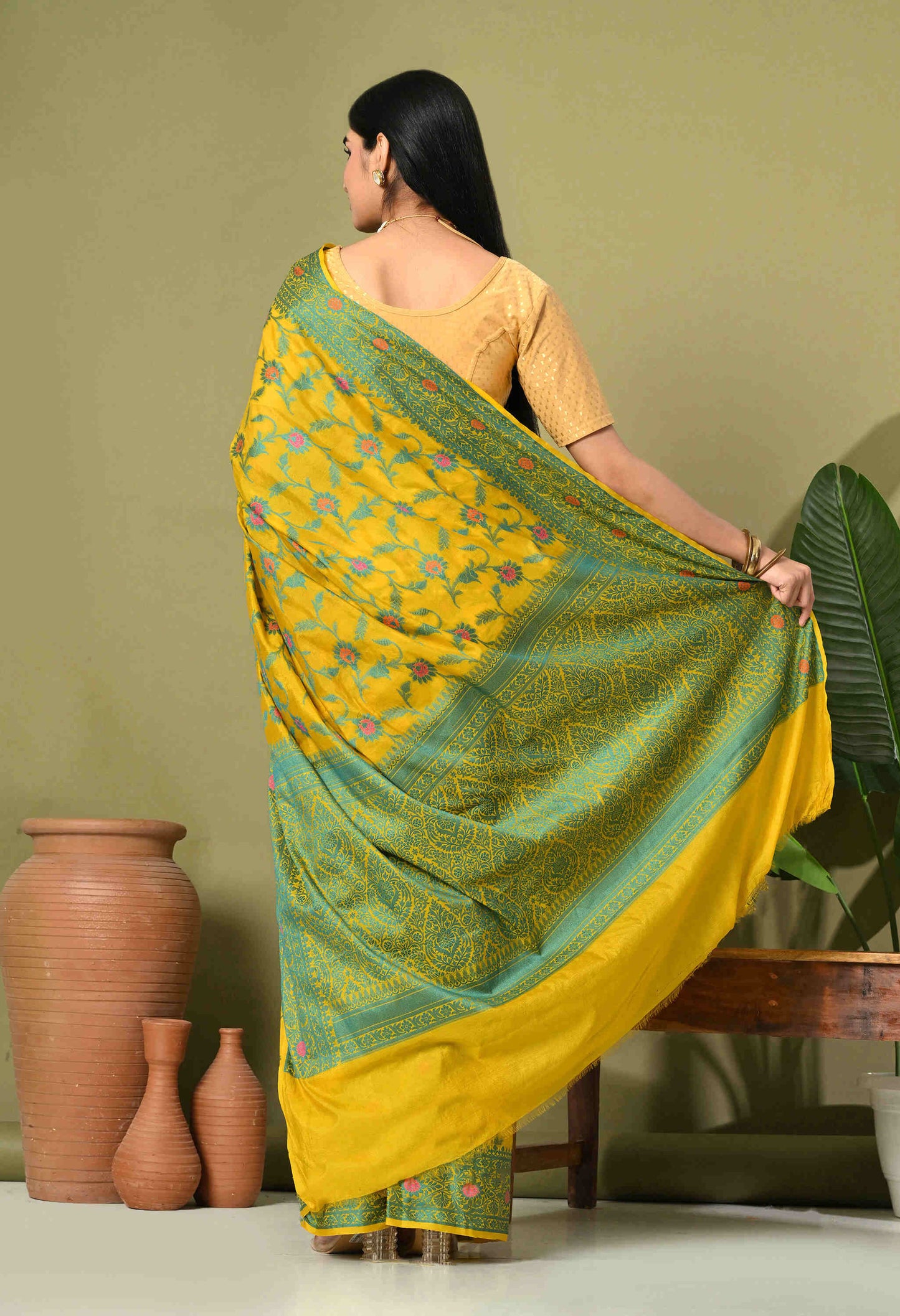 Best Banarasi Silk Saree With Tilphi Work