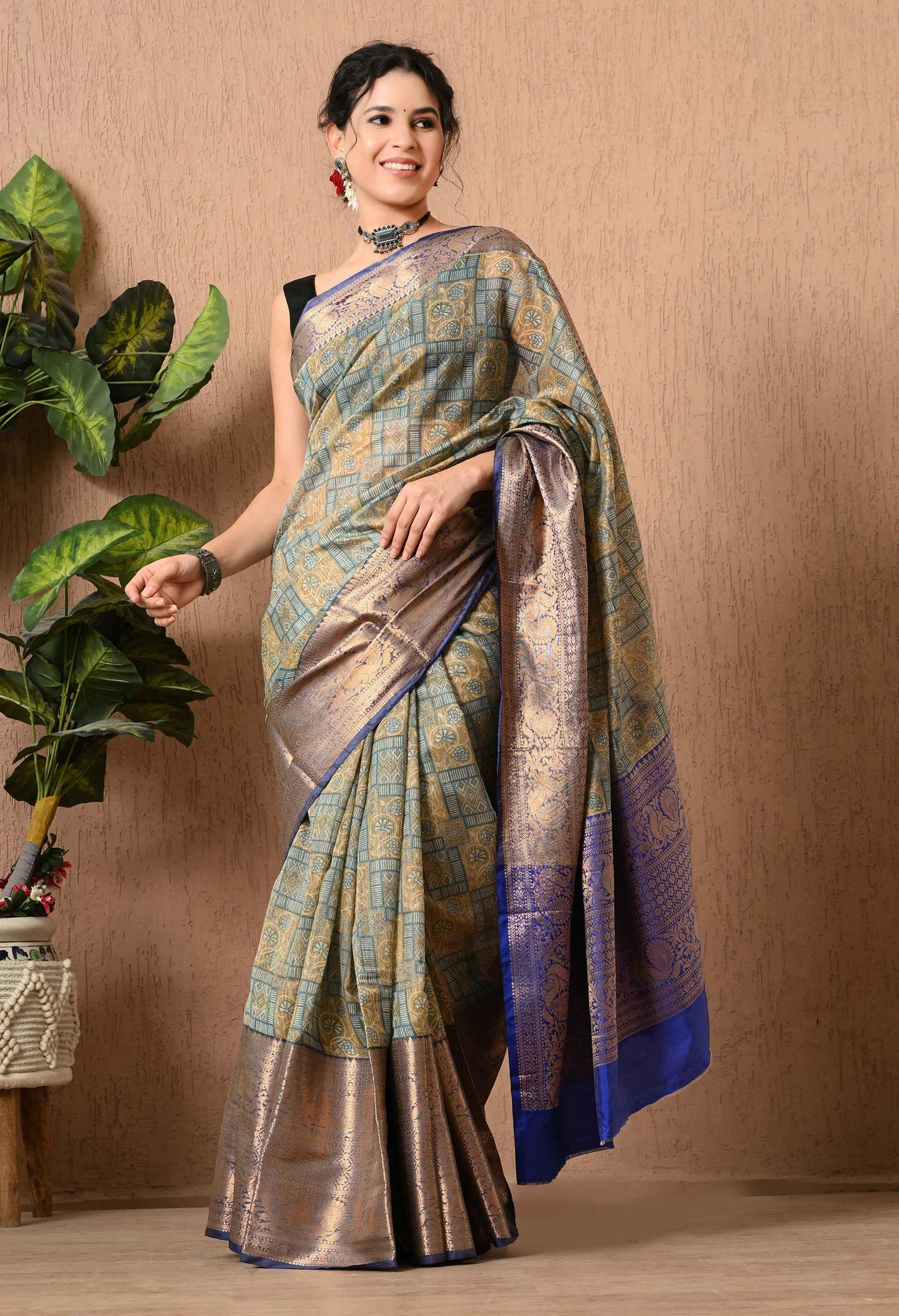 Cotton Saree With Ethnic Motif Work