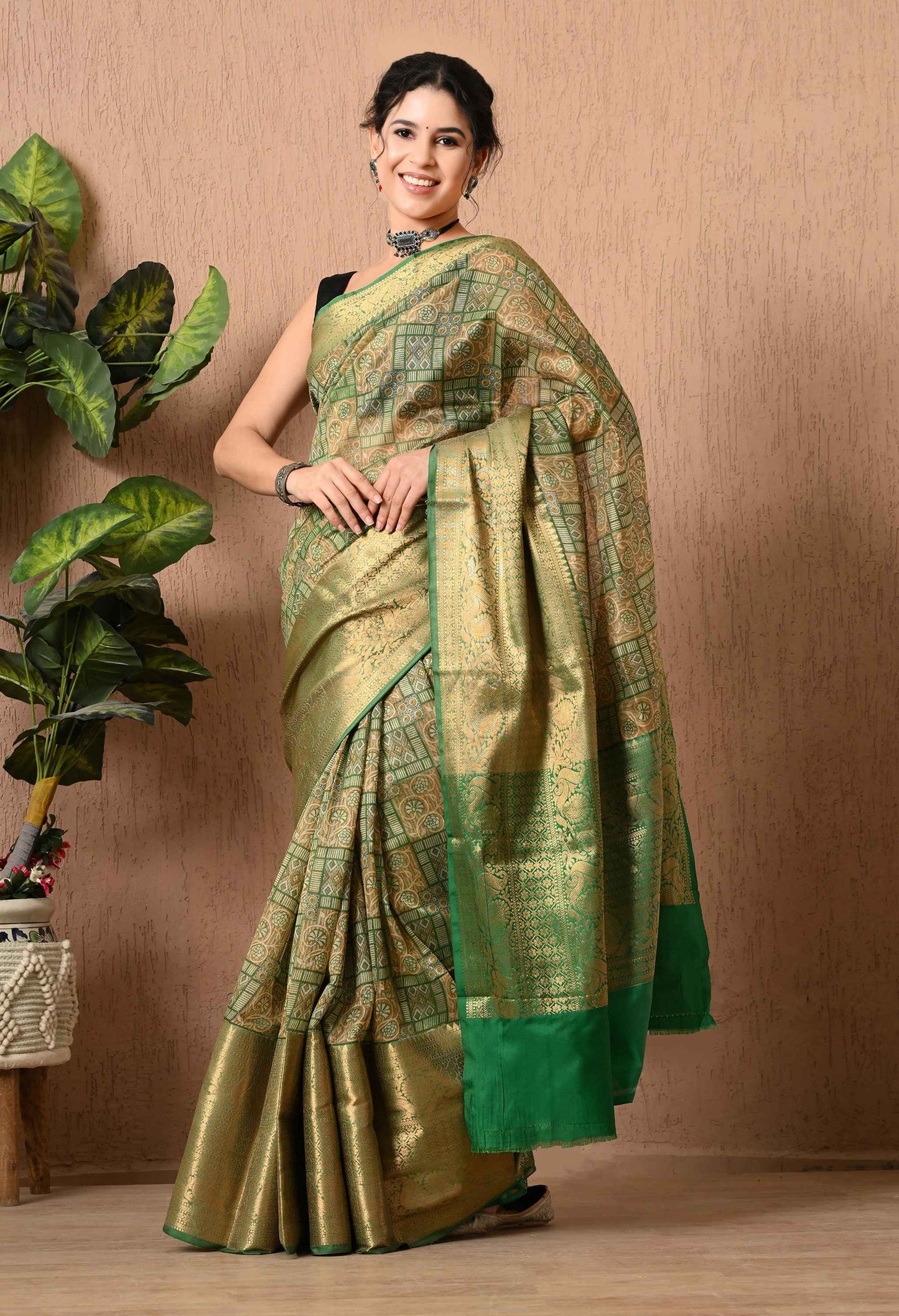 Cotton Saree With Ethnic Motif Work