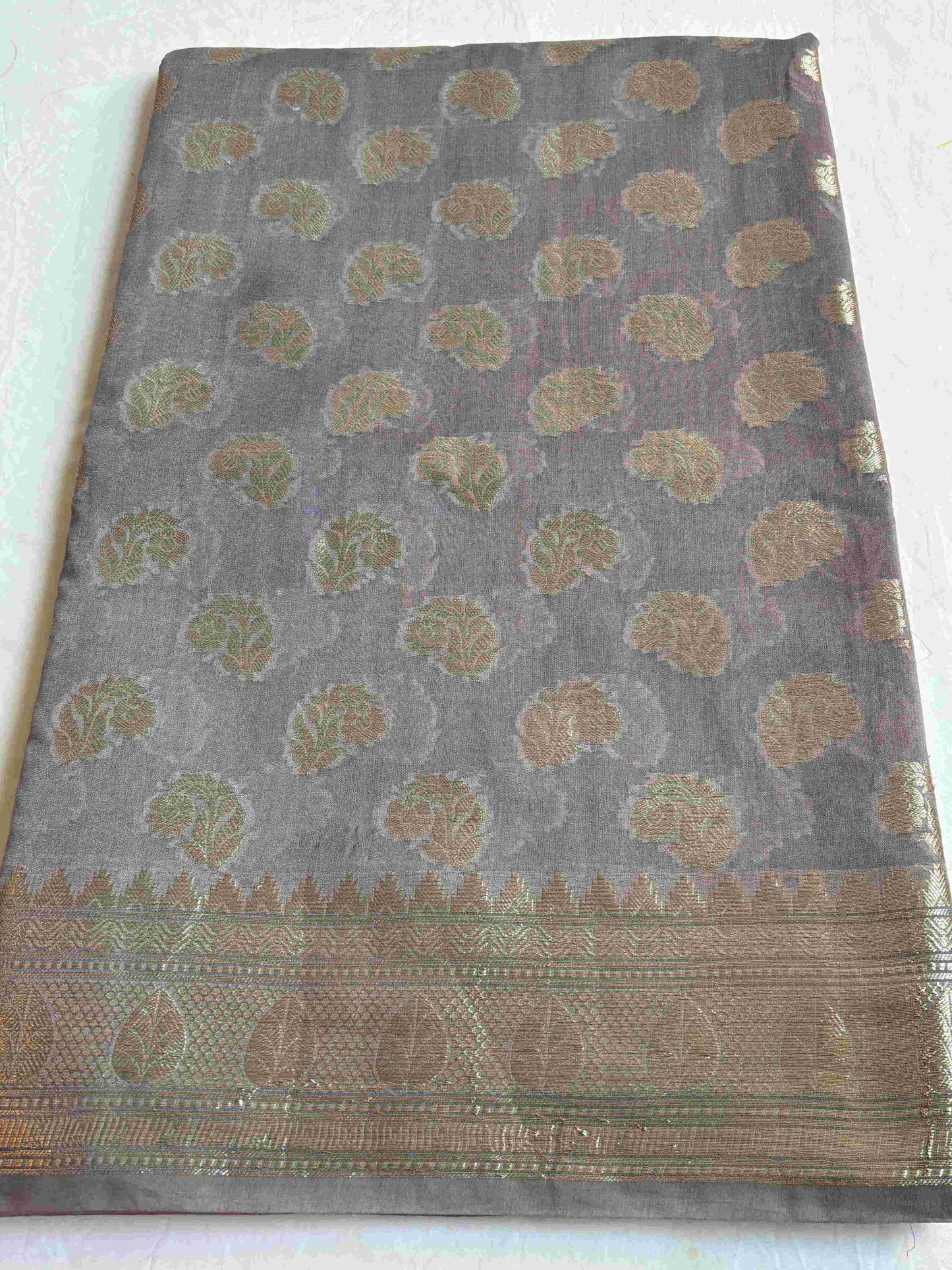 Silk Jari Banarsi Saree