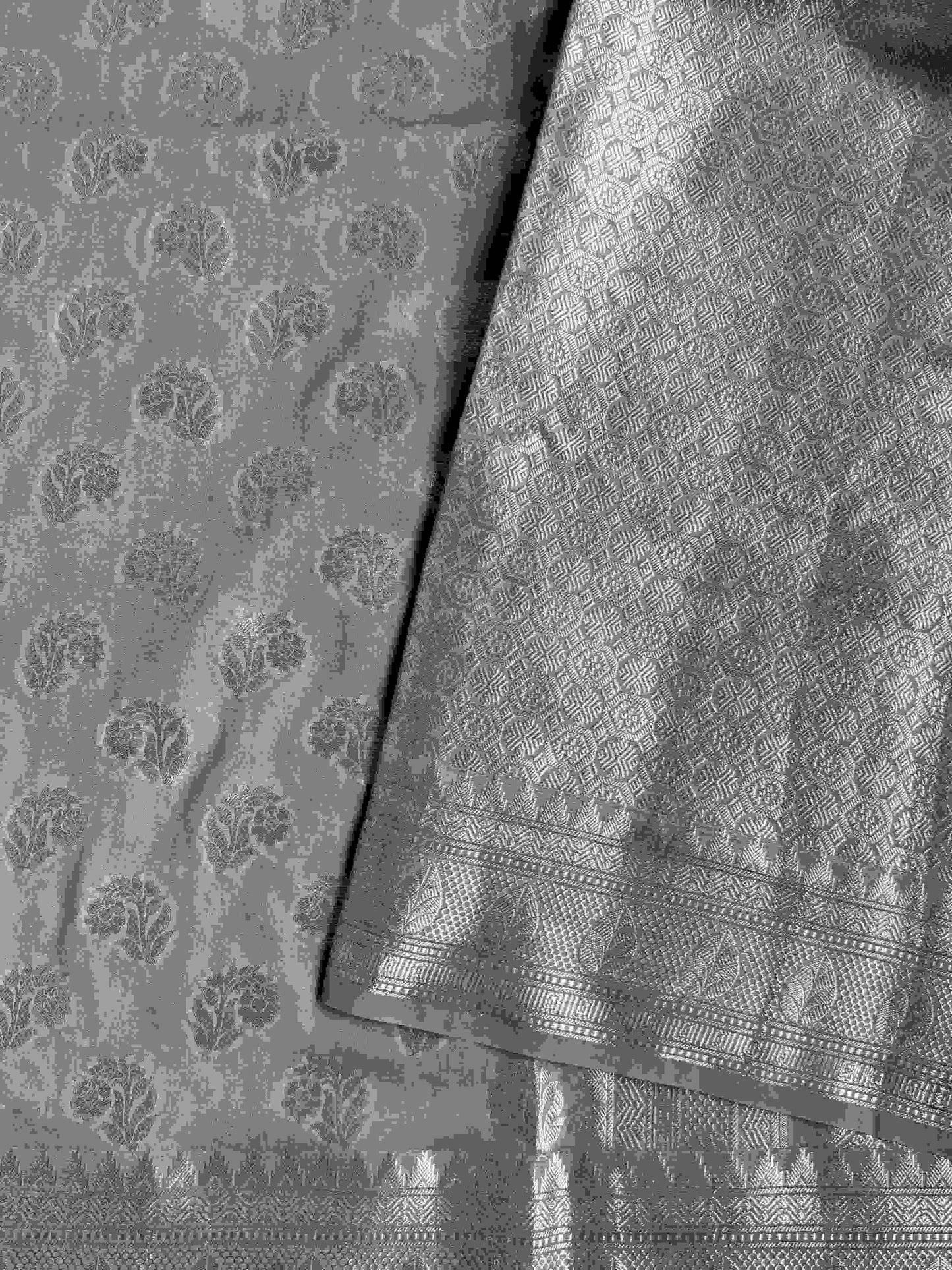 Silk Jari Banarsi Saree